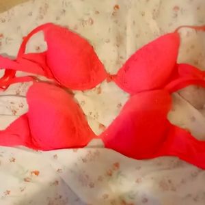 This a rich red bras